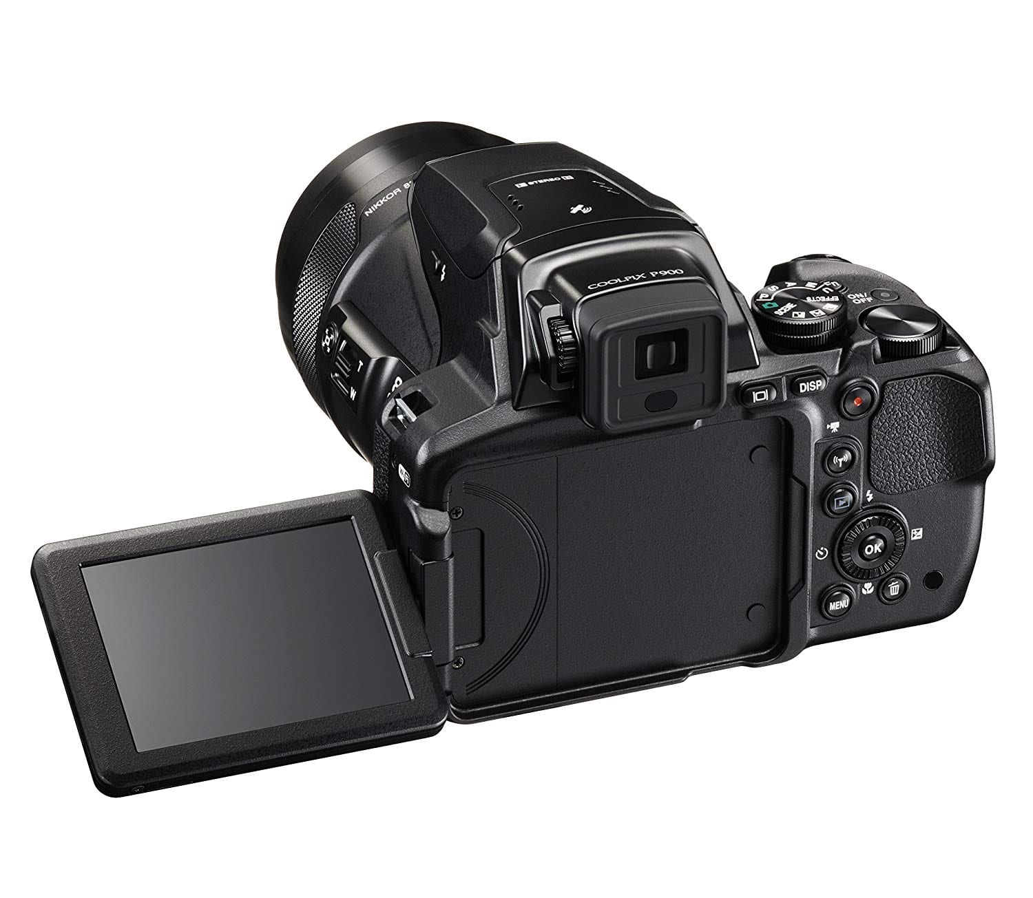 Meilleur appareil photo bridge N°3 : Le Nikon P900 offre un écran inclinable