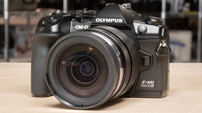 OLYMPUS Om System Om-D E-M1 Mark III