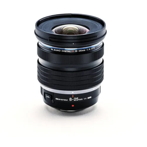 M.Zuiko ED 8–25 mm f/4 PRO