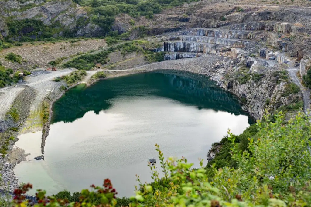 photo de lac avec objectif vintage